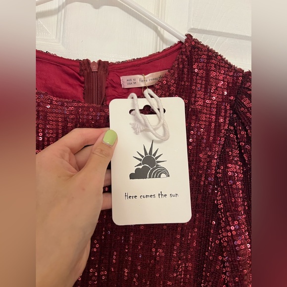 Selfie Leslie Res Sequin Dress - Picture 3 of 5